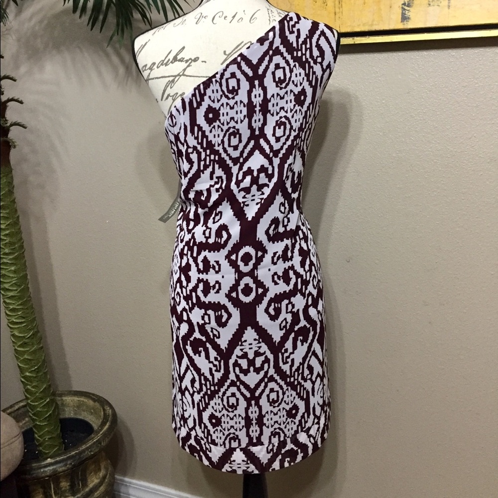 Eva Mendes one shoulder dress - Picture 3 of 4